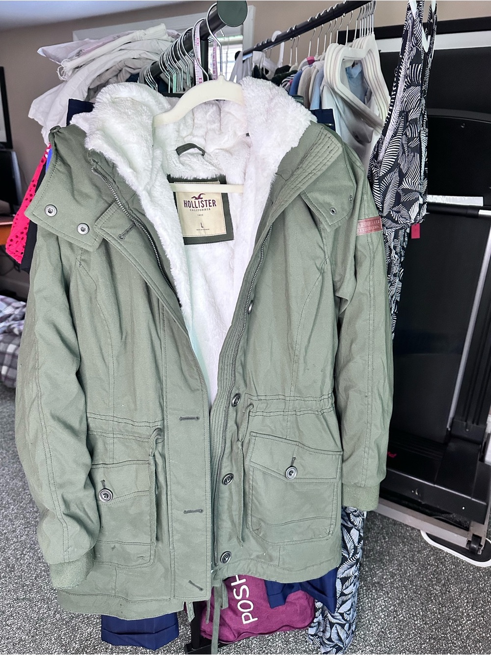 Hollister Olive Green Sherpa-Lined Parka Jacket